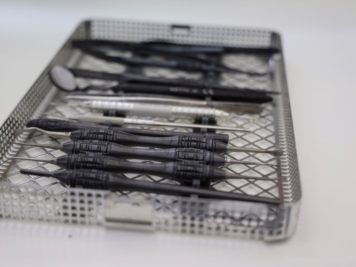 Sterile dental surgical instruments