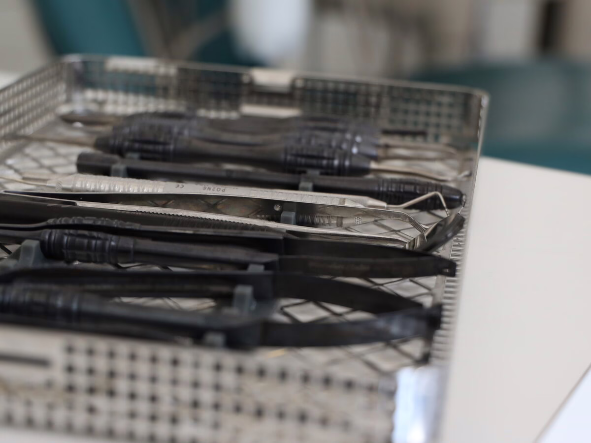 Sterile dental surgical instruments