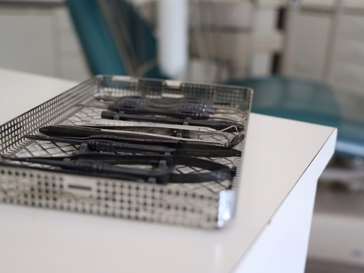 Sterile dental surgical instruments