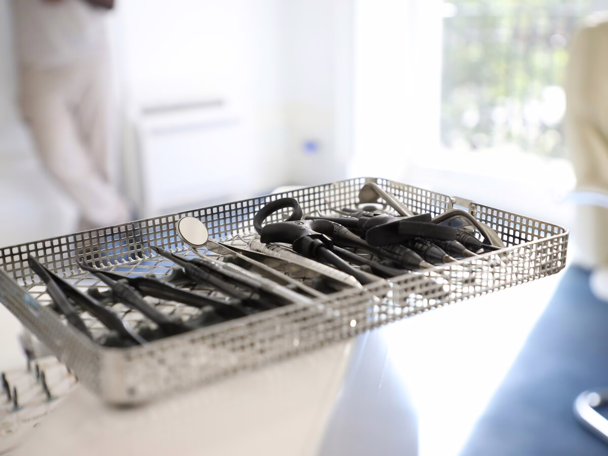 Sterile dental surgical instruments
