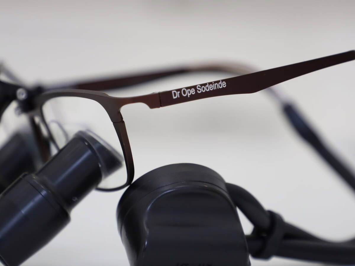 Surgical magnification loupes